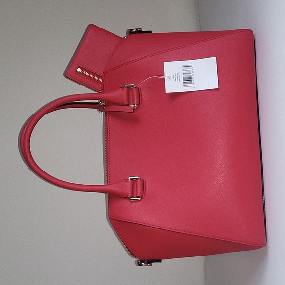 NWT Tilden Place Pippa with wallet - Picture 2 of 10